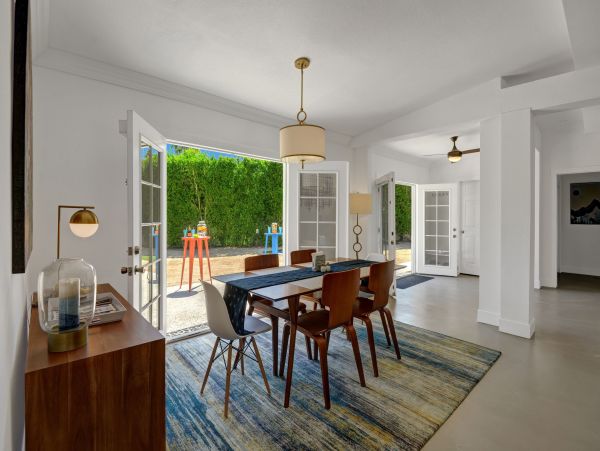 Palm Springs Home 991835