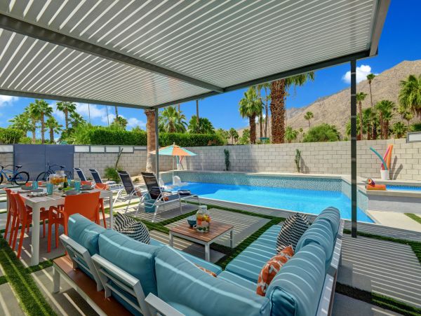 Palm Springs Home 991835