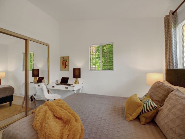 Palm Springs Home 991835