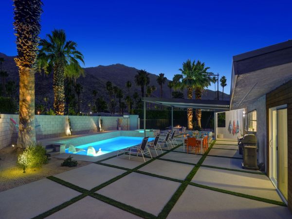 Palm Springs Home 991835