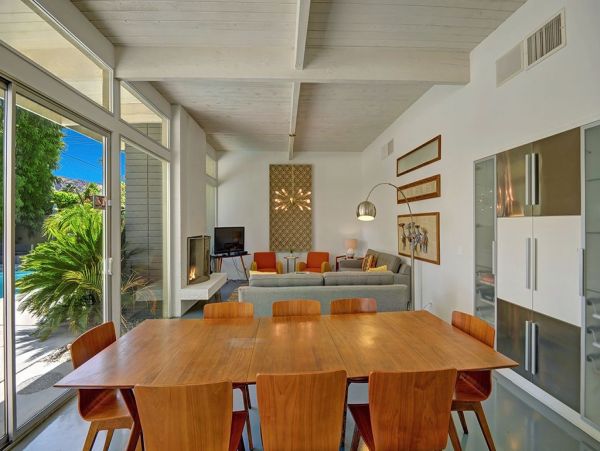 Four Bedroom Designer Home In Palms Springs