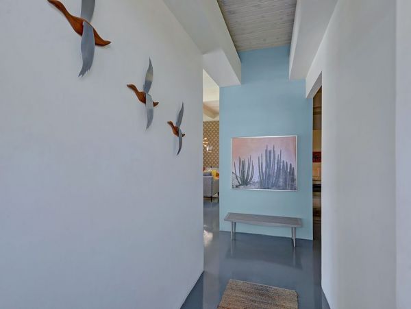 Four Bedroom Designer Home In Palms Springs