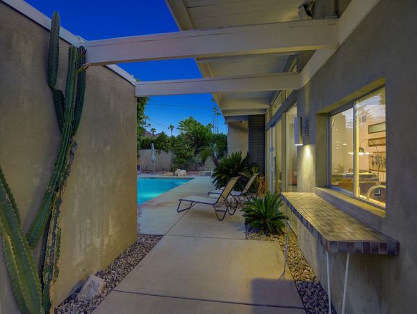 Four Bedroom Designer Home In Palms Springs