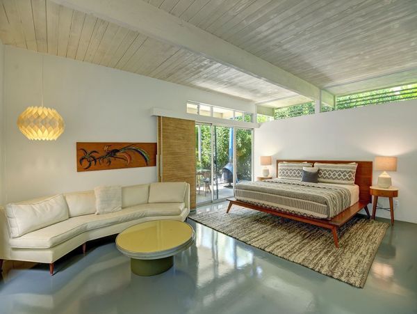 Four Bedroom Designer Home In Palms Springs