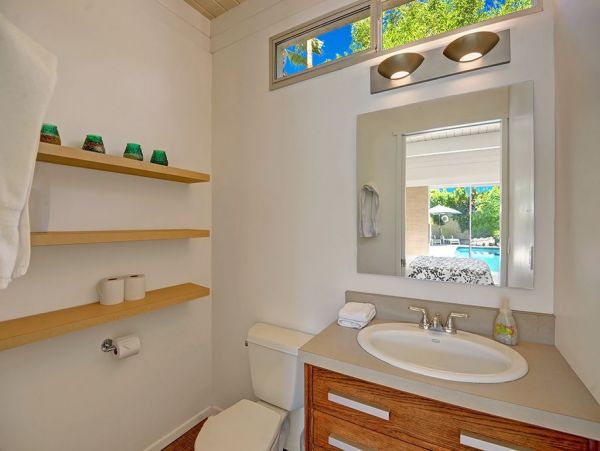Four Bedroom Designer Home In Palms Springs