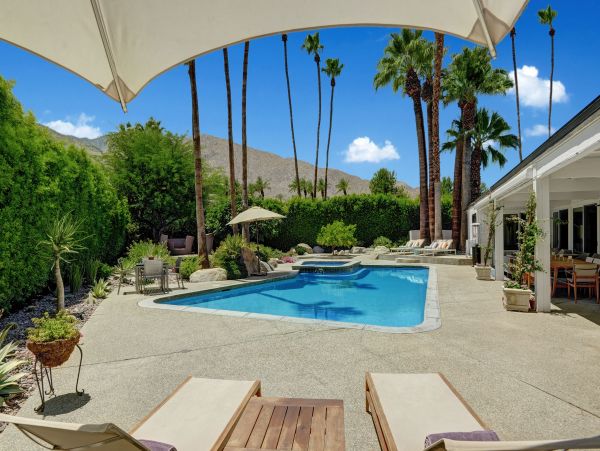 Palm Springs Home 991838