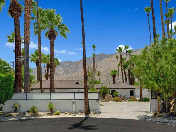 Palm Springs Home 991838