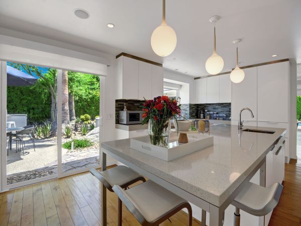 Palm Springs Home 991838