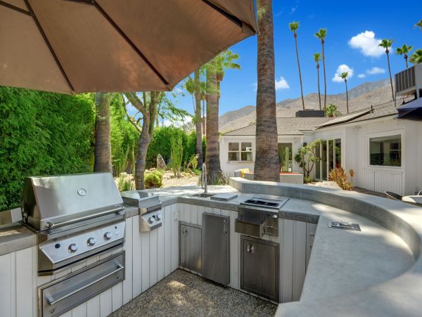 Palm Springs Home 991838