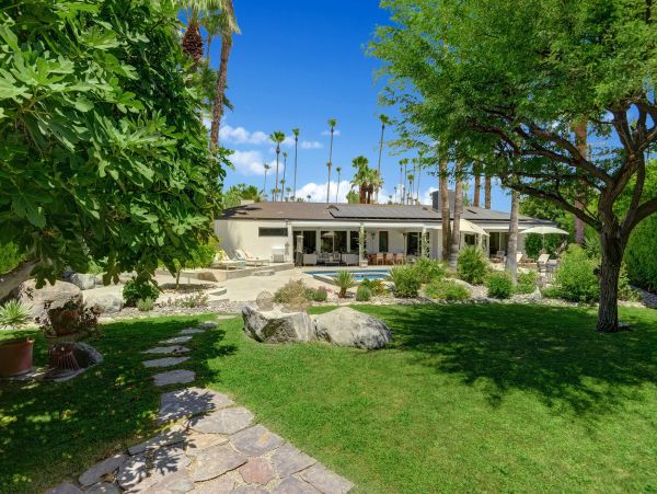 Palm Springs Home 991838