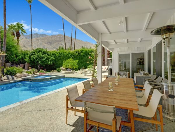 Palm Springs Home 991838