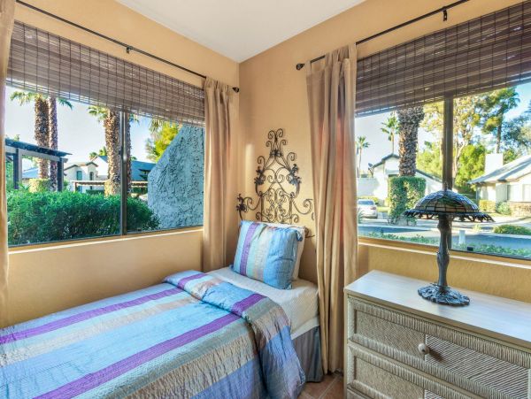 Palm Springs Condo 991839