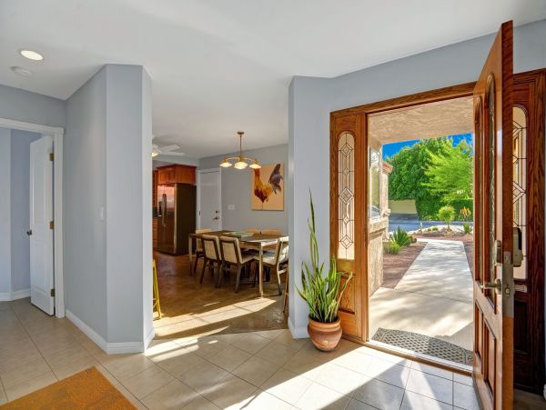 Palm Springs Home 991840