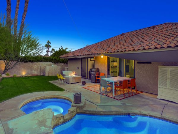 Palm Springs Home 991840