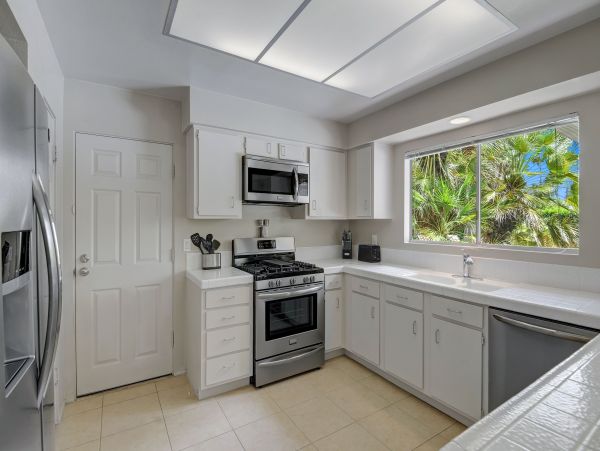 Palm Springs Home 991841