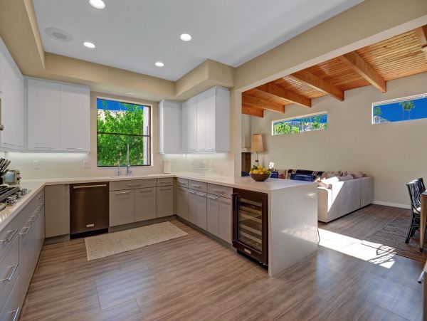 Palm Springs Home 991845