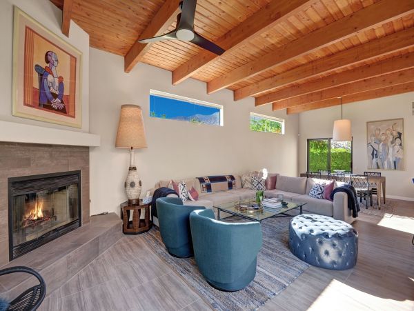 Palm Springs Home 991845