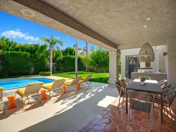 Palm Springs Home 991845