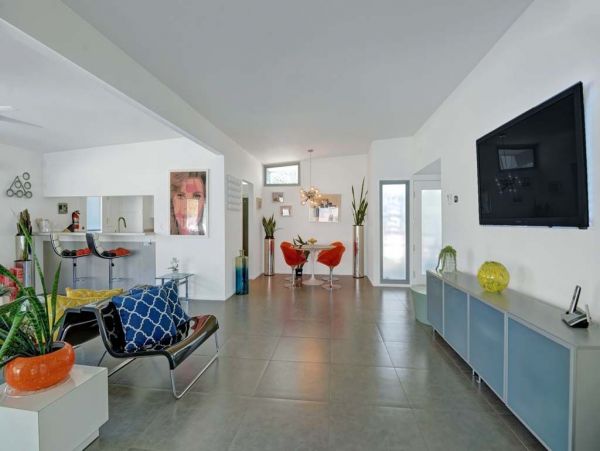 Charming Palm Springs Pool Vacation Home