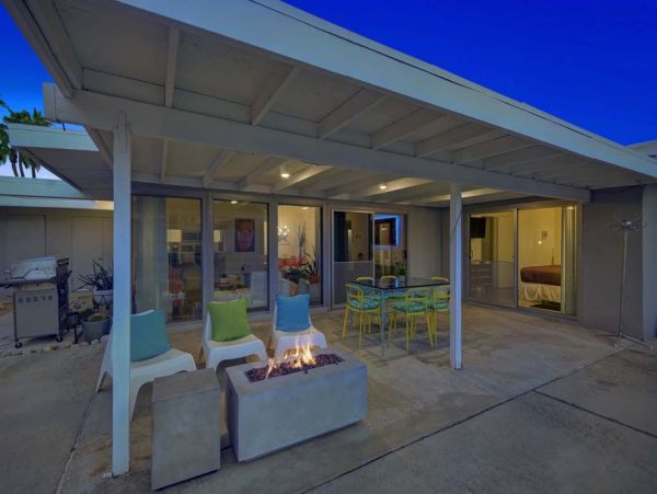 Charming Palm Springs Pool Vacation Home