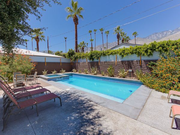 Palm Springs Home 991849