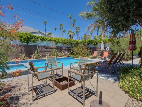 Palm Springs Home 991849