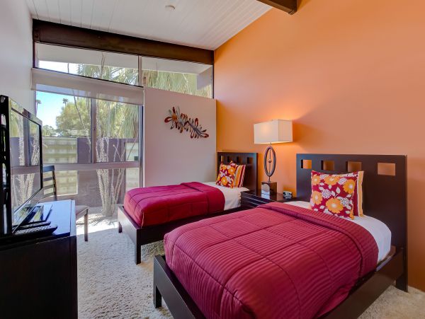 Palm Springs Home 991849