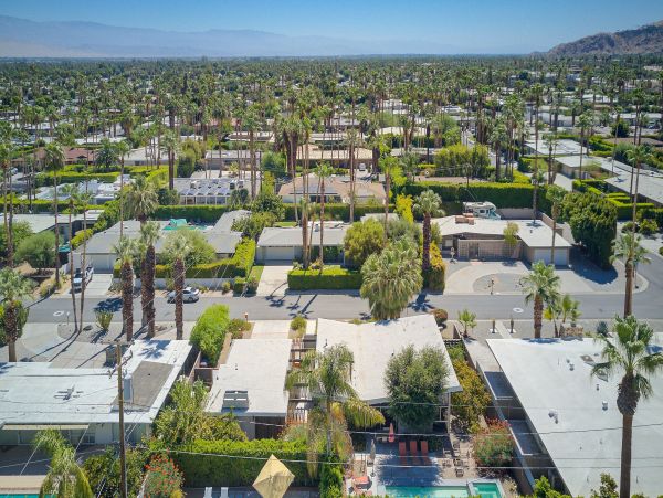 Palm Springs Home 991849