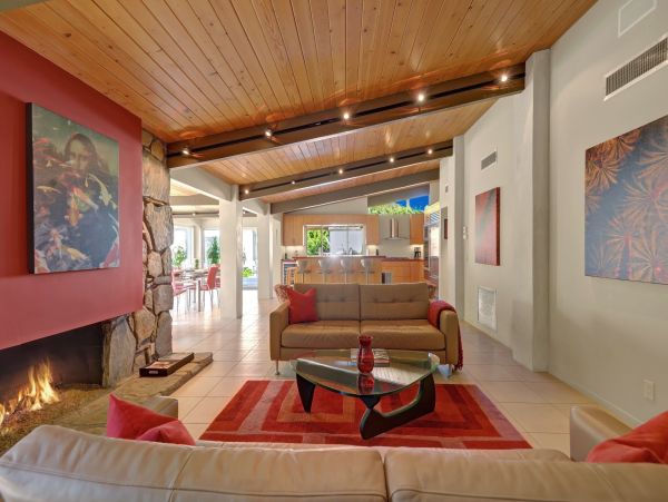 Palm Springs Home 991850
