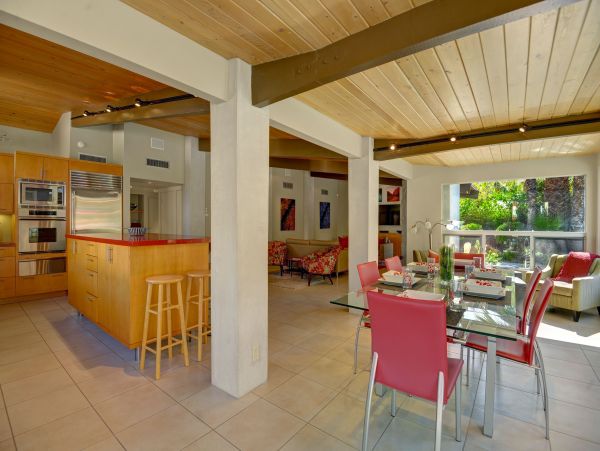 Palm Springs Home 991850