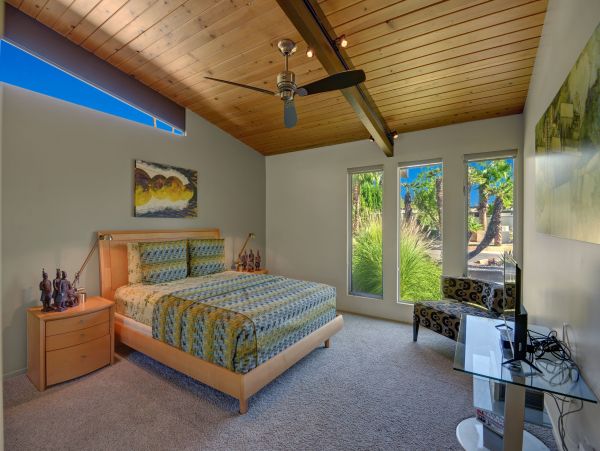 Palm Springs Home 991850