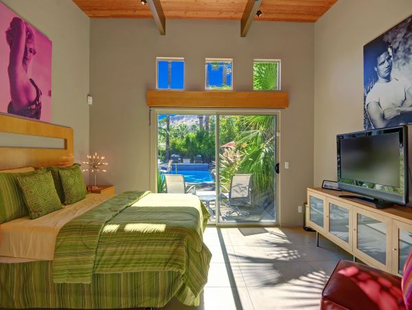 Palm Springs Home 991850
