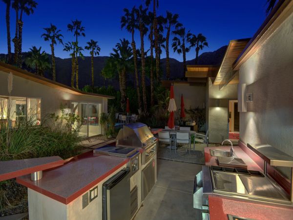 Palm Springs Home 991850