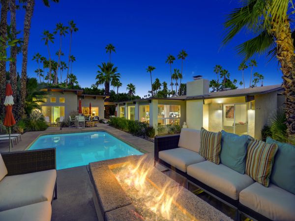 Palm Springs Home 991850