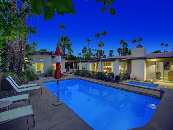 Palm Springs Home 991850