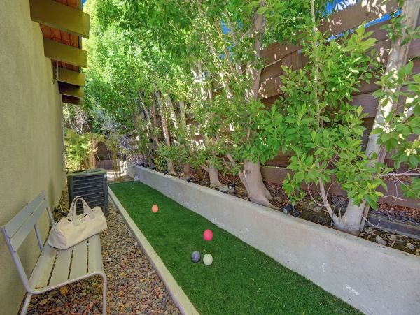 Palm Springs Home 991850