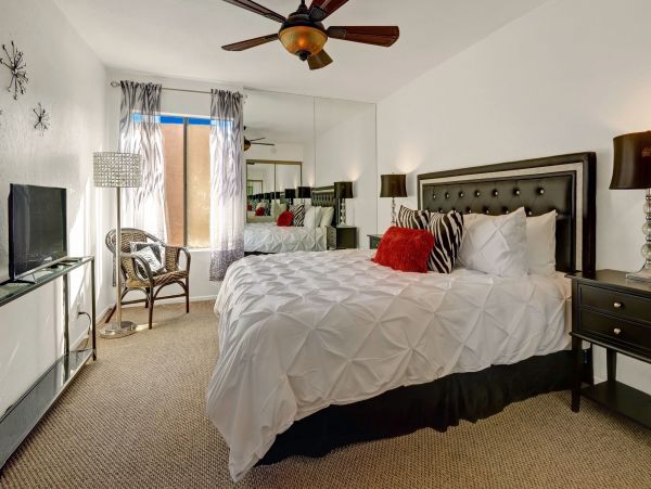 Palm Springs Condo 991854