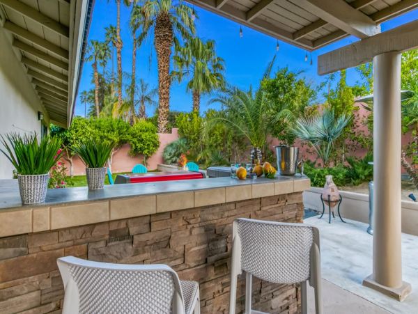 Palm Springs Home 991856