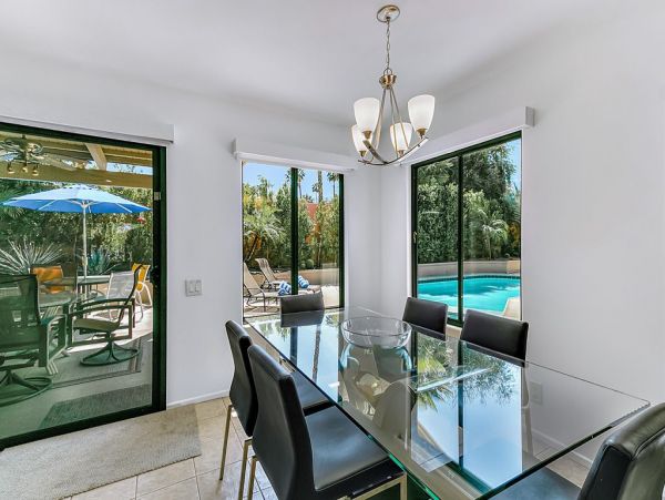 Palm Springs Home 991856