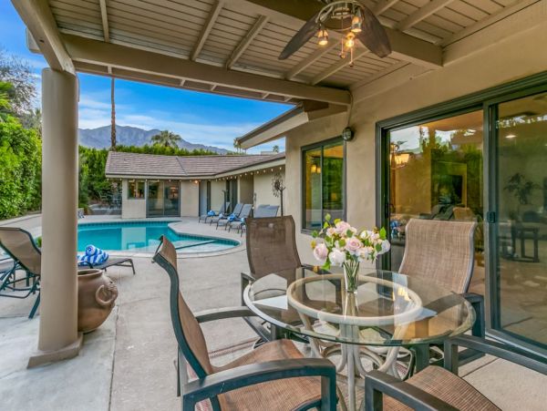Palm Springs Home 991856