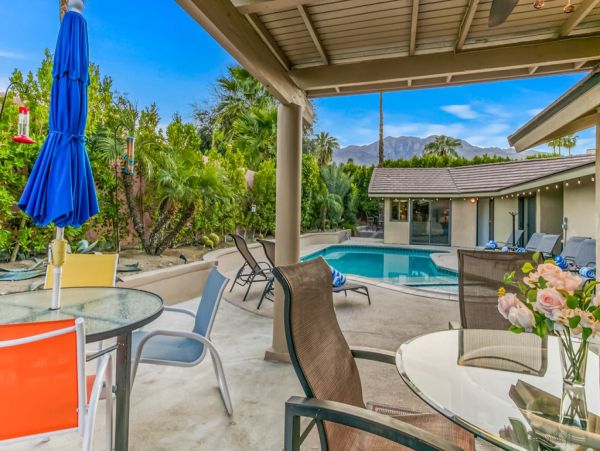 Palm Springs Home 991856