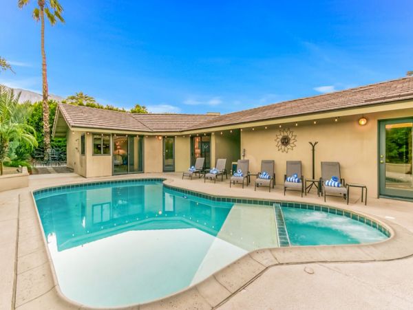 Palm Springs Home 991856