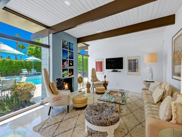 Sleek Minimalist Design Four Bedroom Home In Palm Springs