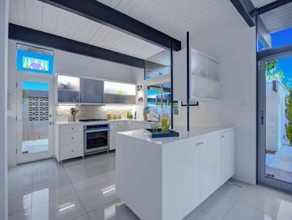 Sleek Minimalist Design Four Bedroom Home In Palm Springs
