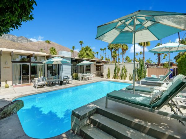 Sleek Minimalist Design Four Bedroom Home In Palm Springs