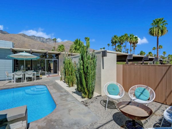 Sleek Minimalist Design Four Bedroom Home In Palm Springs