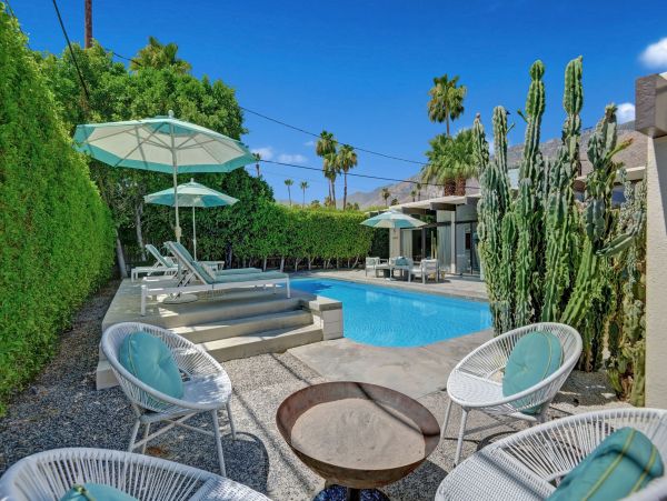 Sleek Minimalist Design Four Bedroom Home In Palm Springs