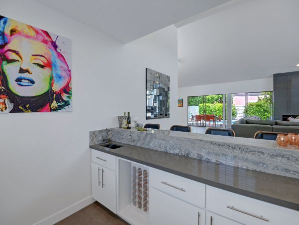 Palm Springs Home 991860
