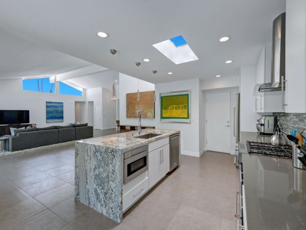 Palm Springs Home 991860