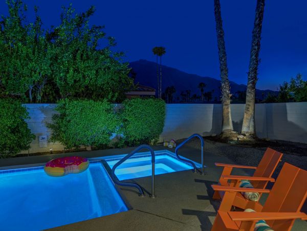 Palm Springs Home 991860